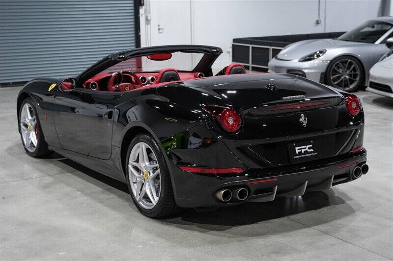 2015 Ferrari California T