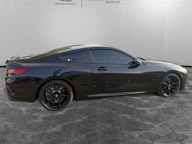 2023 BMW 8 Series 840i