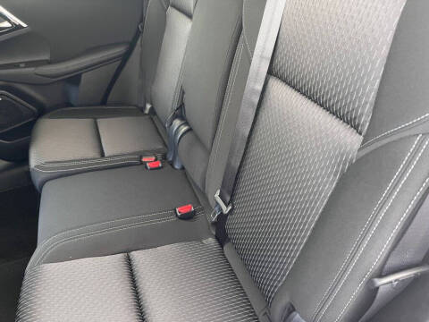 2025 Mitsubishi Outlander ES