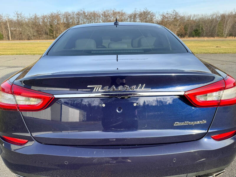 2014 Maserati Quattroporte Sport GT S