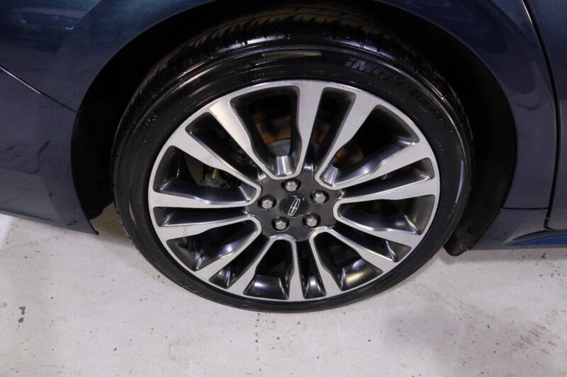 2017 Lincoln Continental Select