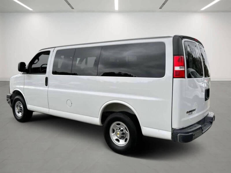 2025 Chevrolet Express LT 2500