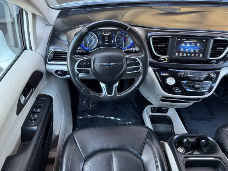 2018 Chrysler Pacifica Touring L