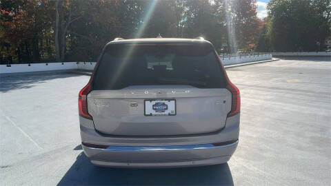 2026 Volvo XC90 B5 Core