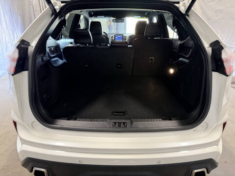 2022 Ford Edge ST