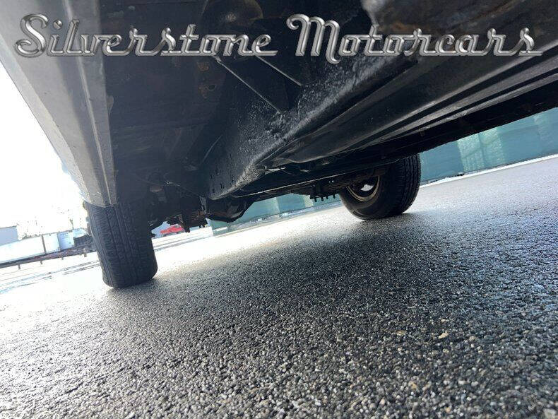 1989 Jeep Grand Wagoneer