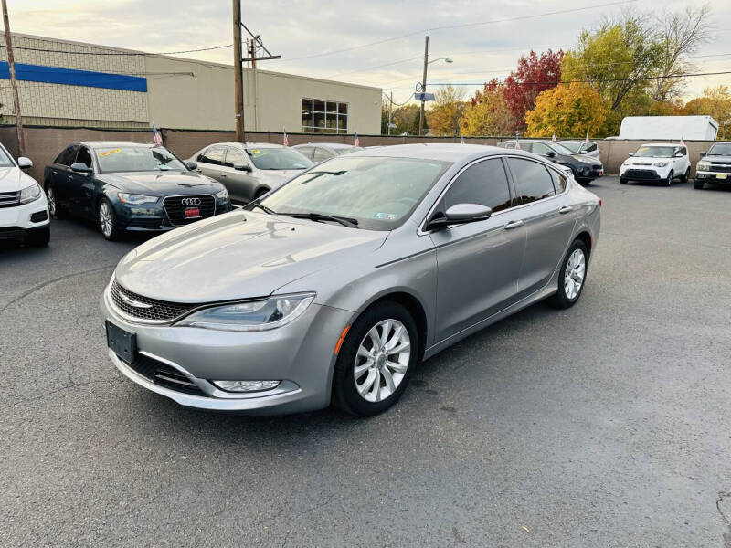 2015 Chrysler 200 C's photo