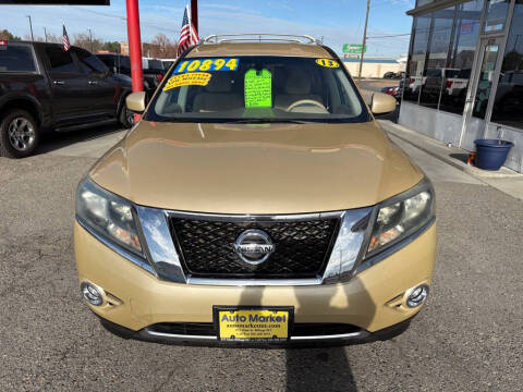 2013 Nissan Pathfinder SV