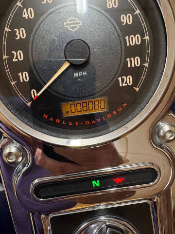 2012 Harley-Davidson Super Glide Custom