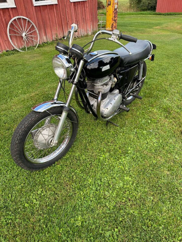 1972 BSA  A70