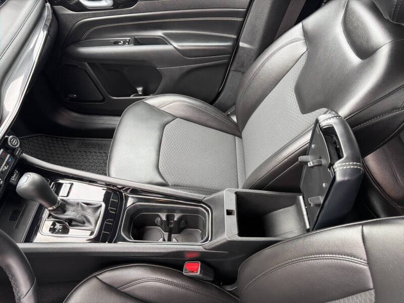 2022 Jeep Compass Altitude