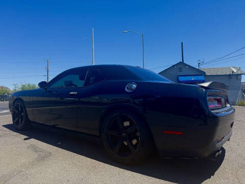 2015 Dodge Challenger SXT