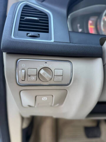 2015 Volvo XC60 T5 Drive-E Platinum