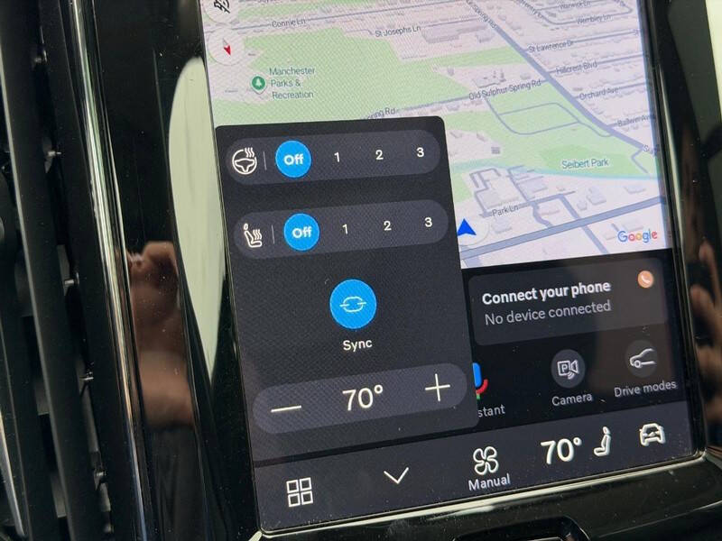 2025 Volvo XC60 B5 Plus Dark Theme