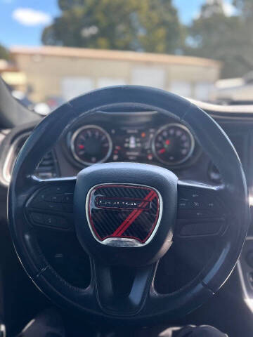 2020 Dodge Challenger SXT