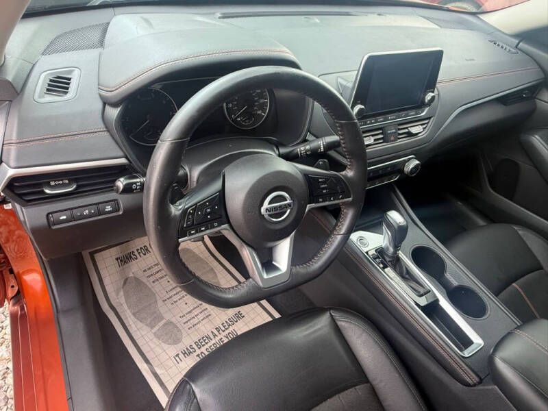 2022 Nissan Altima 2.5 SR