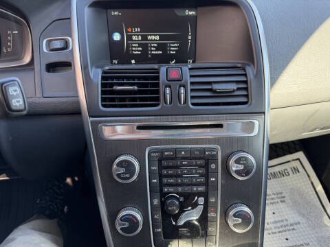 2016 Volvo XC60 T5 Drive-E