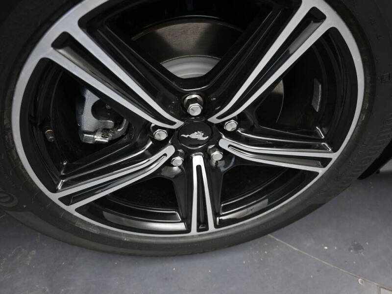 2025 Ford Mustang EcoBoost