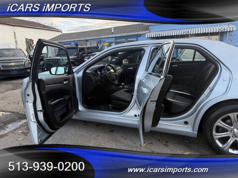 2013 Chrysler 300 Glacier Edition