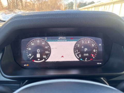 2020 Land Rover Defender 110 SE