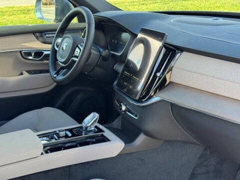 2026 Volvo XC90 B5 Plus 6P