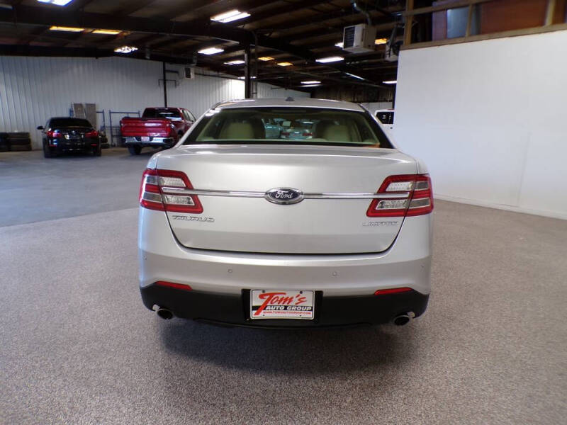 2017 Ford Taurus Limited