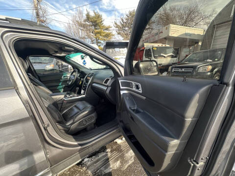2013 Ford Explorer XLT