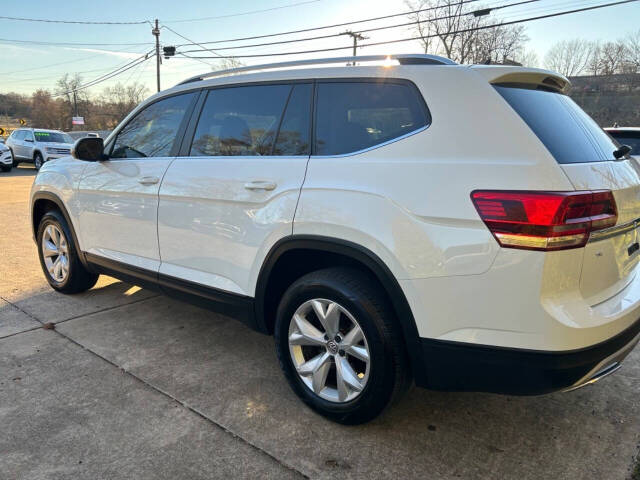 2018 Volkswagen Atlas for sale at Car Connection in Harrison, AR