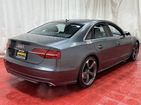 2015 Audi S8 4.0T quattro