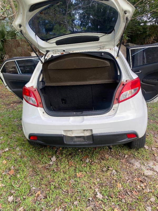 2011 Mazda MAZDA2 Sport