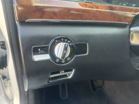 2009 Mercedes-Benz S-Class S 550 4MATIC