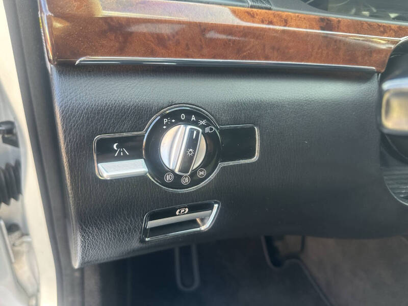 2009 Mercedes-Benz S-Class S 550 4MATIC