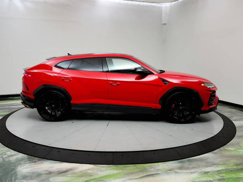 2019 Lamborghini Urus