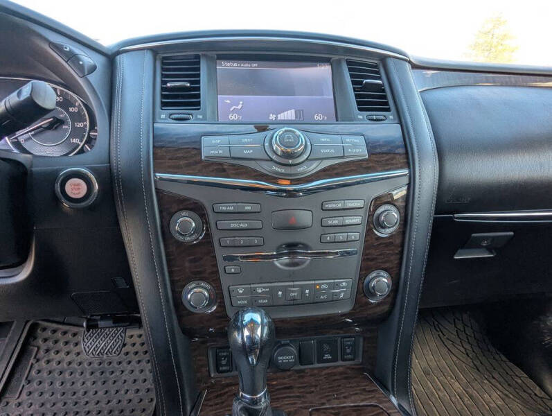 2017 Nissan Armada SV