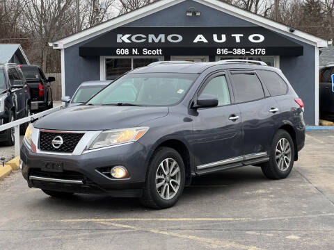 2014 Nissan Pathfinder for sale at KCMO Automotive in Belton MO