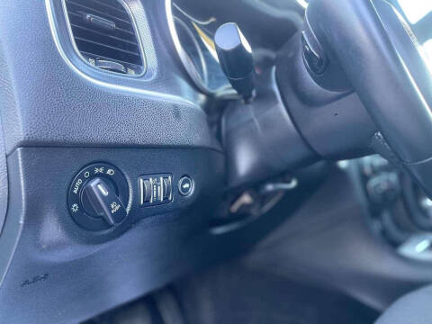 2016 Dodge Charger SXT