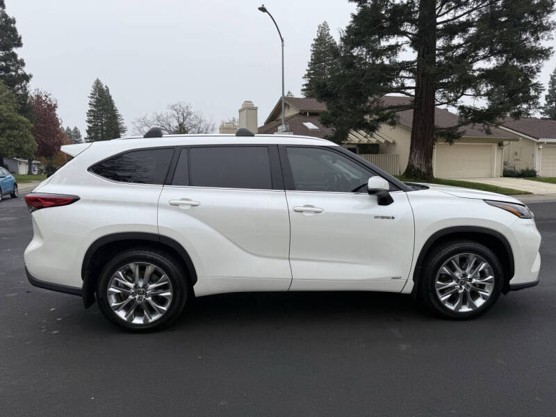 2020 Toyota Highlander Hybrid Limited