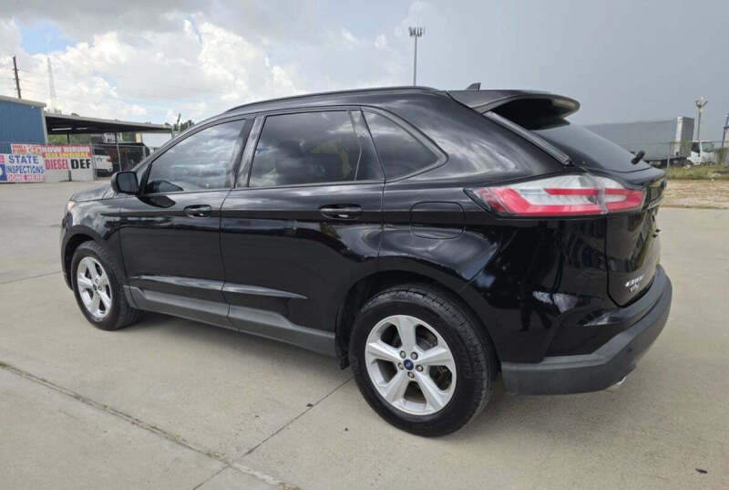 2020 Ford Edge SE
