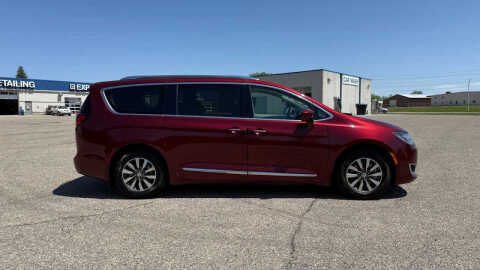 2020 Chrysler Pacifica Touring L Plus