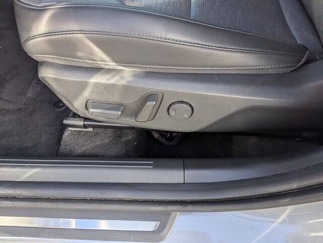 2023 Kia Niro SX Touring