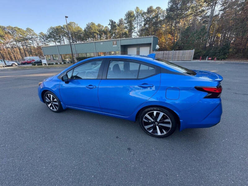 2022 Nissan Versa SR