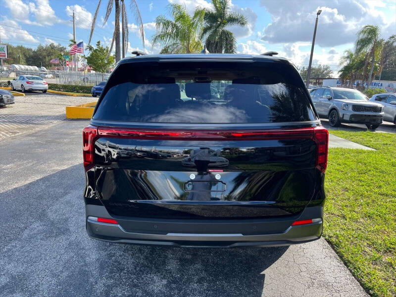 2026 Kia Carnival SX