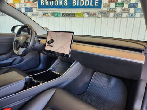 2019 Tesla Model 3 Standard Range Plus