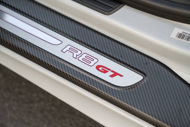 2012 Audi R8 15
