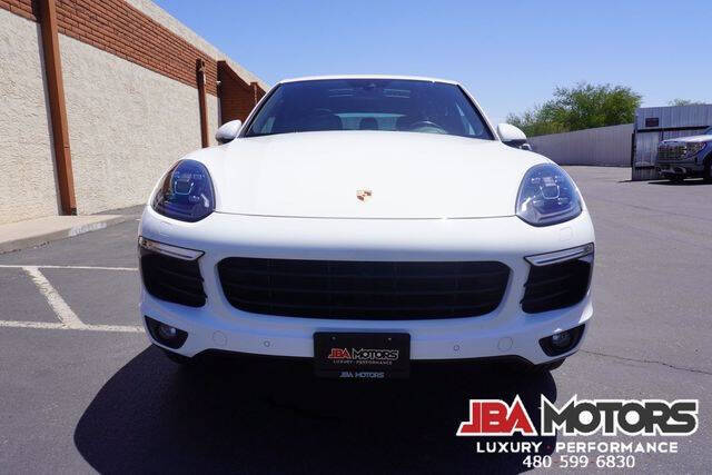 2017 Porsche Cayenne Platinum Edition