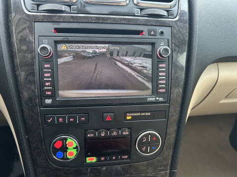 2011 GMC Acadia Denali