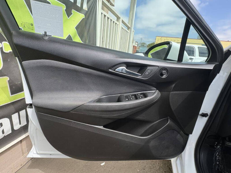 2019 Chevrolet Cruze LS