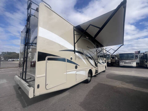 2017 Thor Motor Coach ACE BUNK HOUSE
