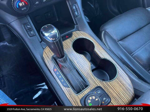 2017 GMC Acadia Denali