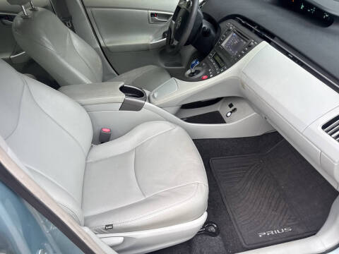 2014 Toyota Prius Three